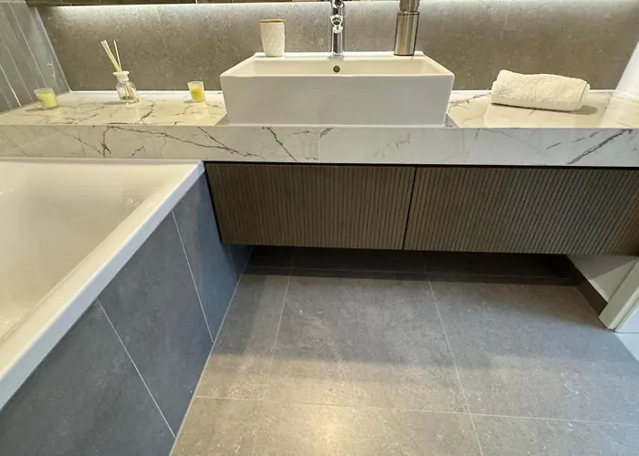 Apartment Tomy Qualis Brasov